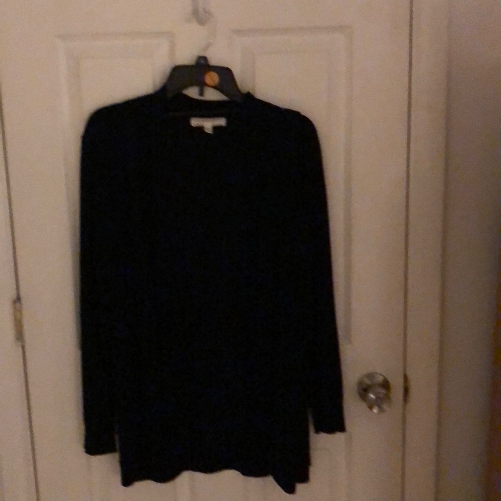 Black long sleeve cardigan with no buttons